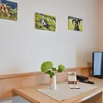 Grobert Hotel Seeg