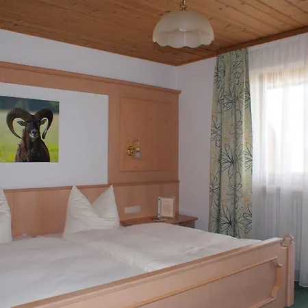Grobert Hotel