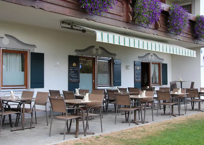Otel Grobert Seeg